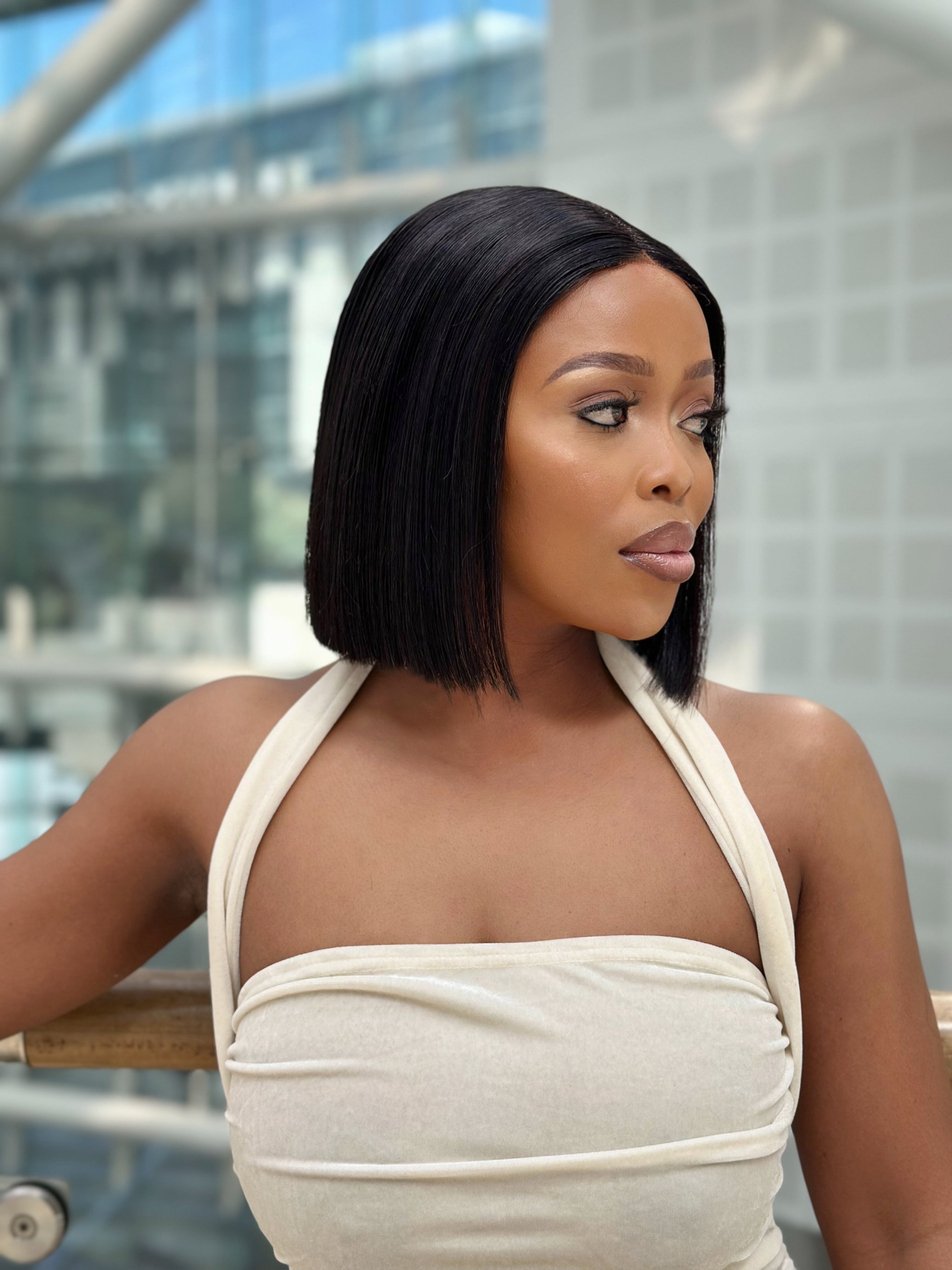 Short Blunt Cut Glue-less 8 inch Bob Wig