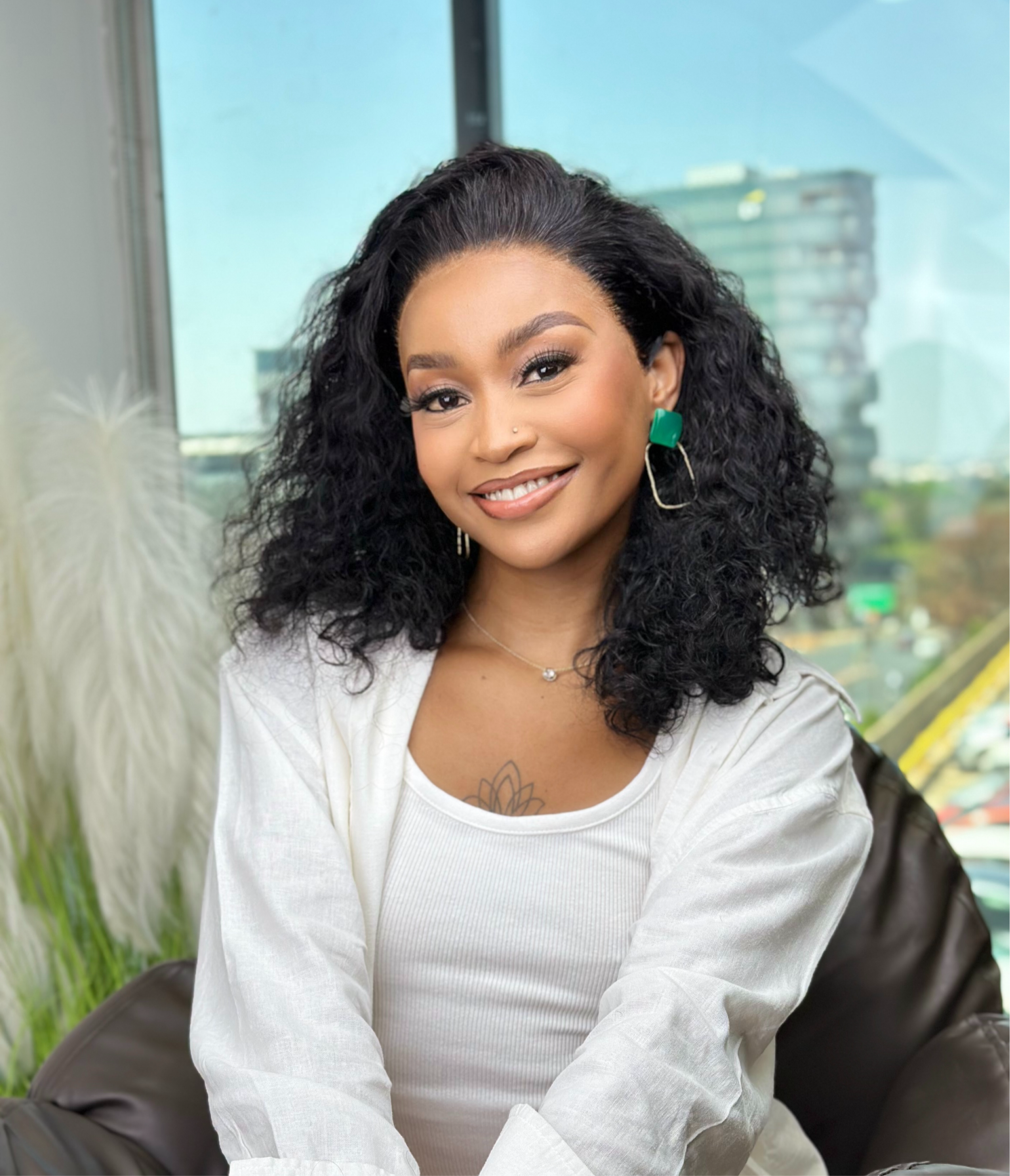 Natural Weave Full Frontal Curly 12 inch Wig Remorehair