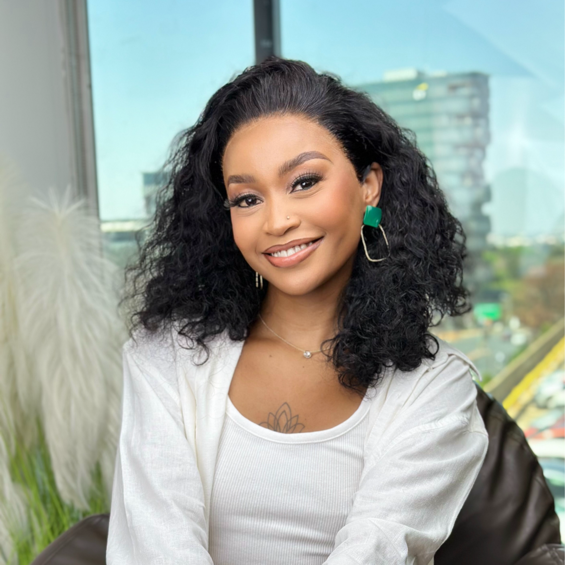 Natural Weave Full Frontal Curly 12 inch Wig Remorehair