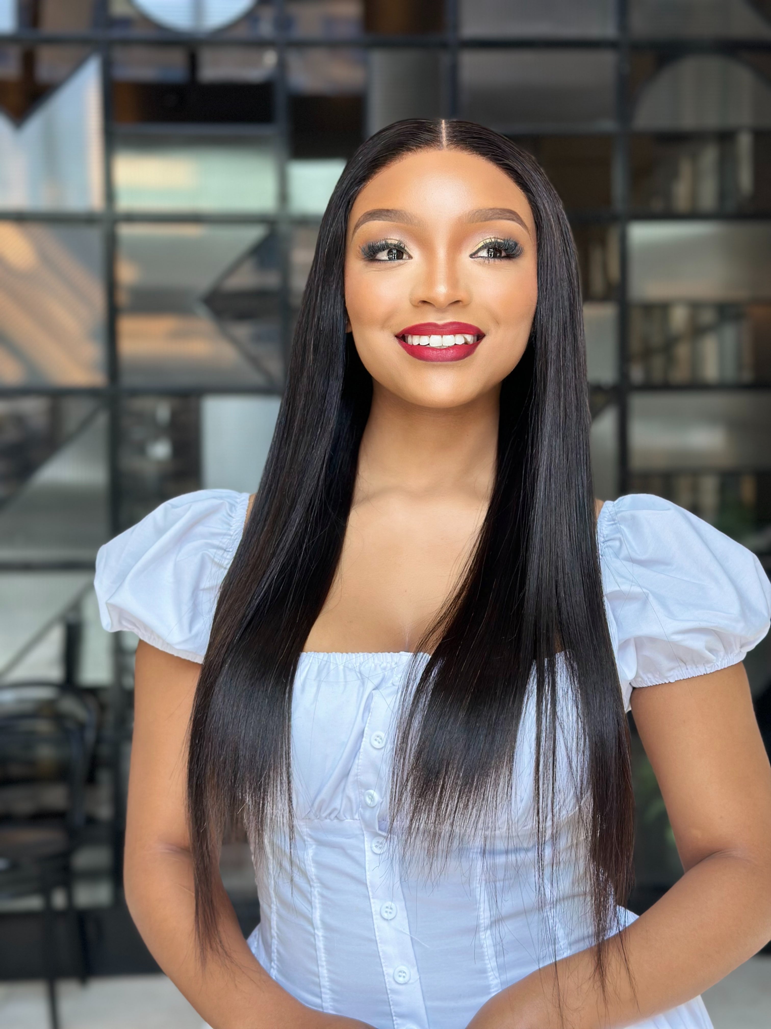 Wear And Go Pre -Bleached Straight 16 - 30 Inch Wigs