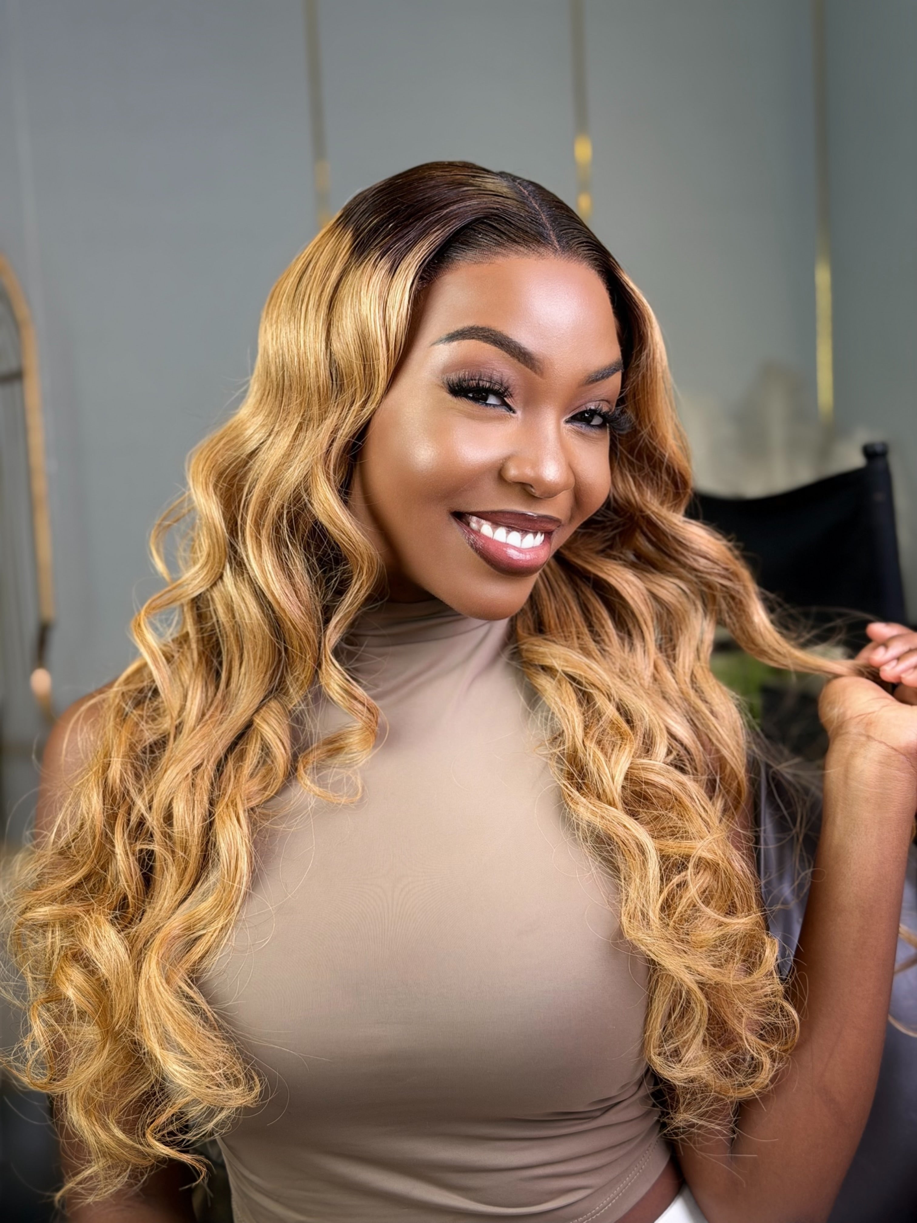 Ombre Blonde Colored Glueless Straight 26 Inch Wig
