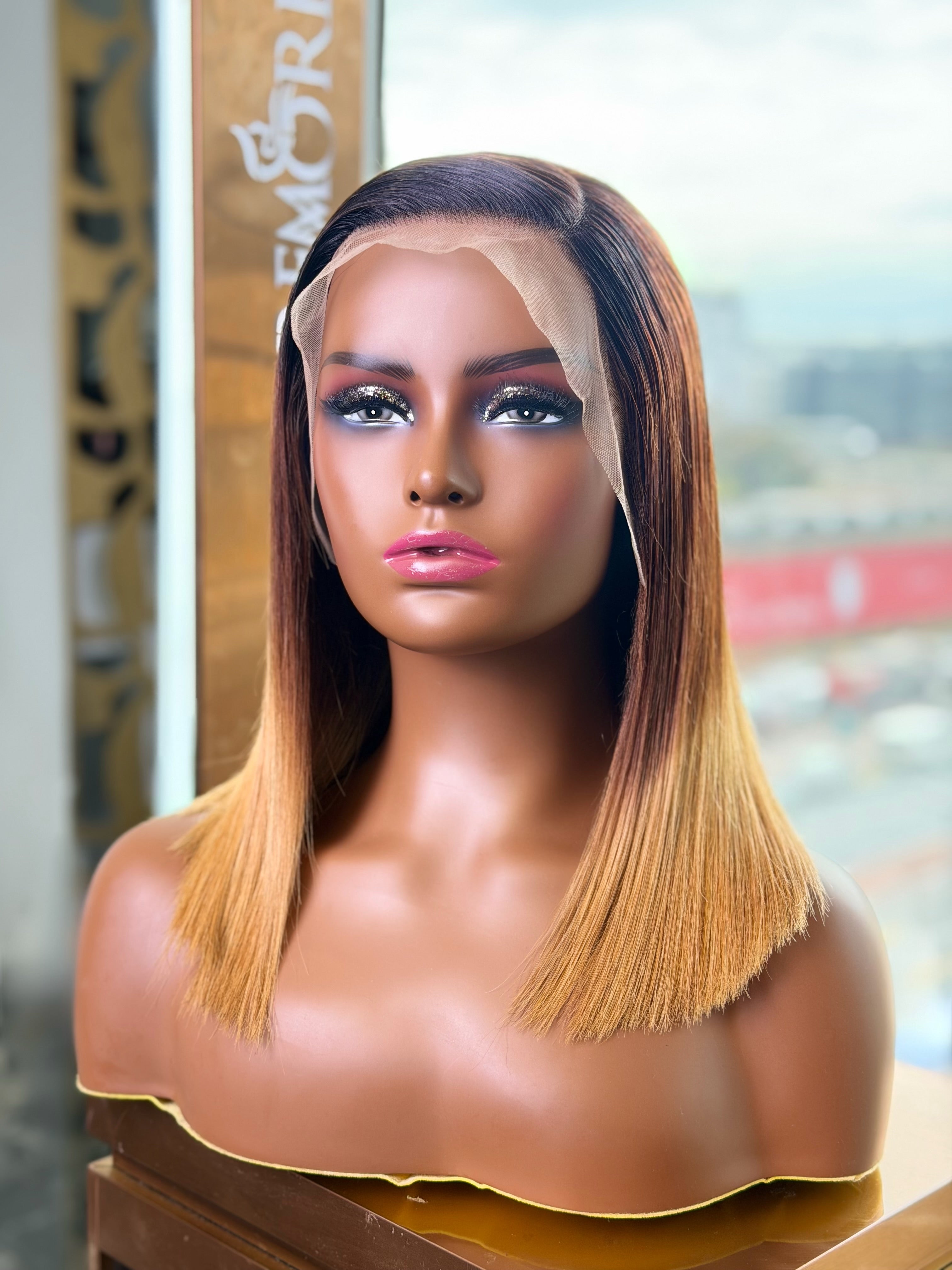 Hoeny Ombre Blonde Frontal 12 Inch Bob Wig